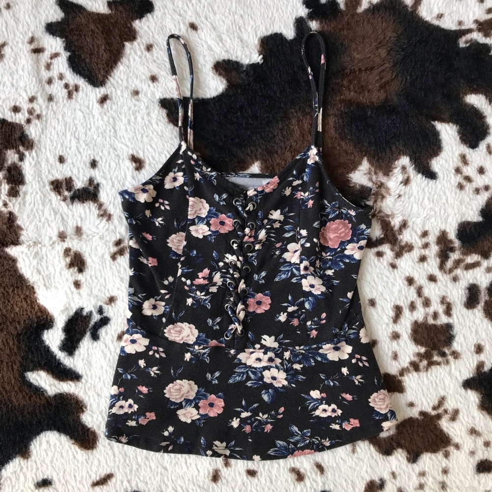 🔥 AE Black Floral Lace-Up Crop Tank Top - S 🔥
